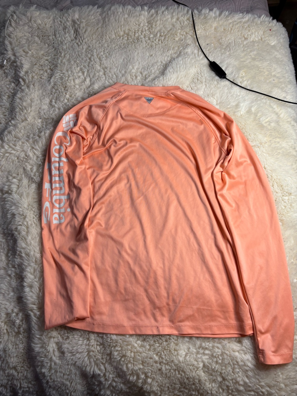 Columbia Peach Lightweight Performance Bedding Throw